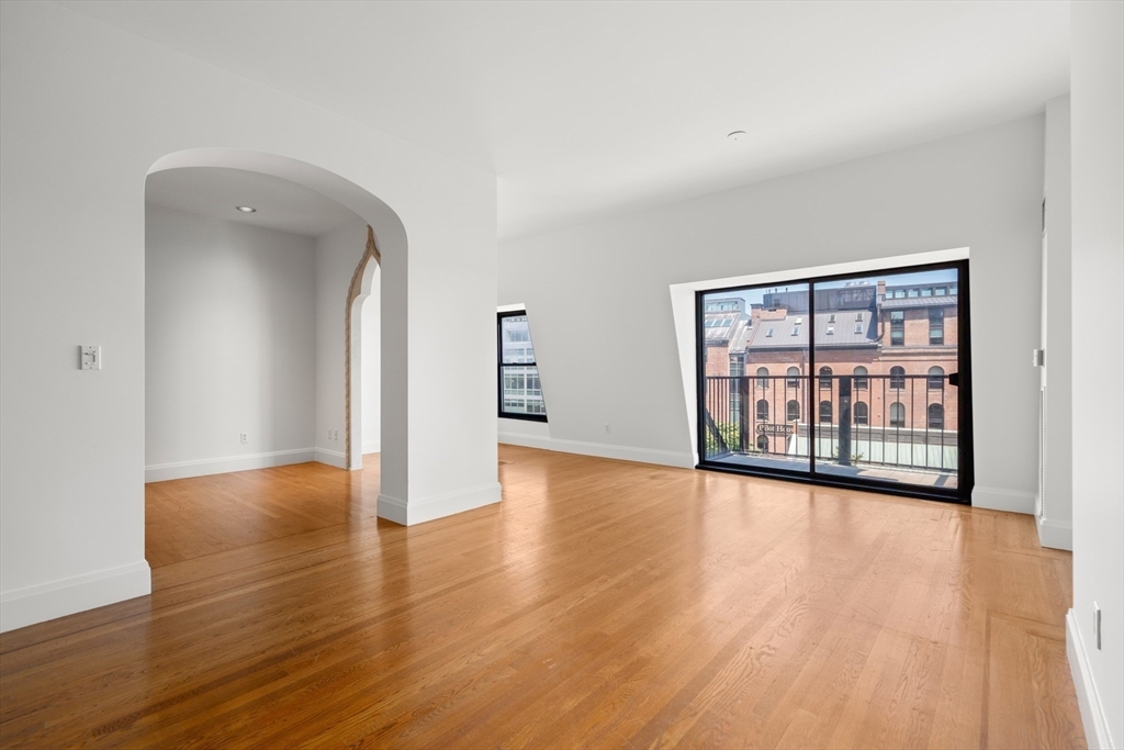 Property Photo: 28 Atlantic Ave 527-627 MA 02110