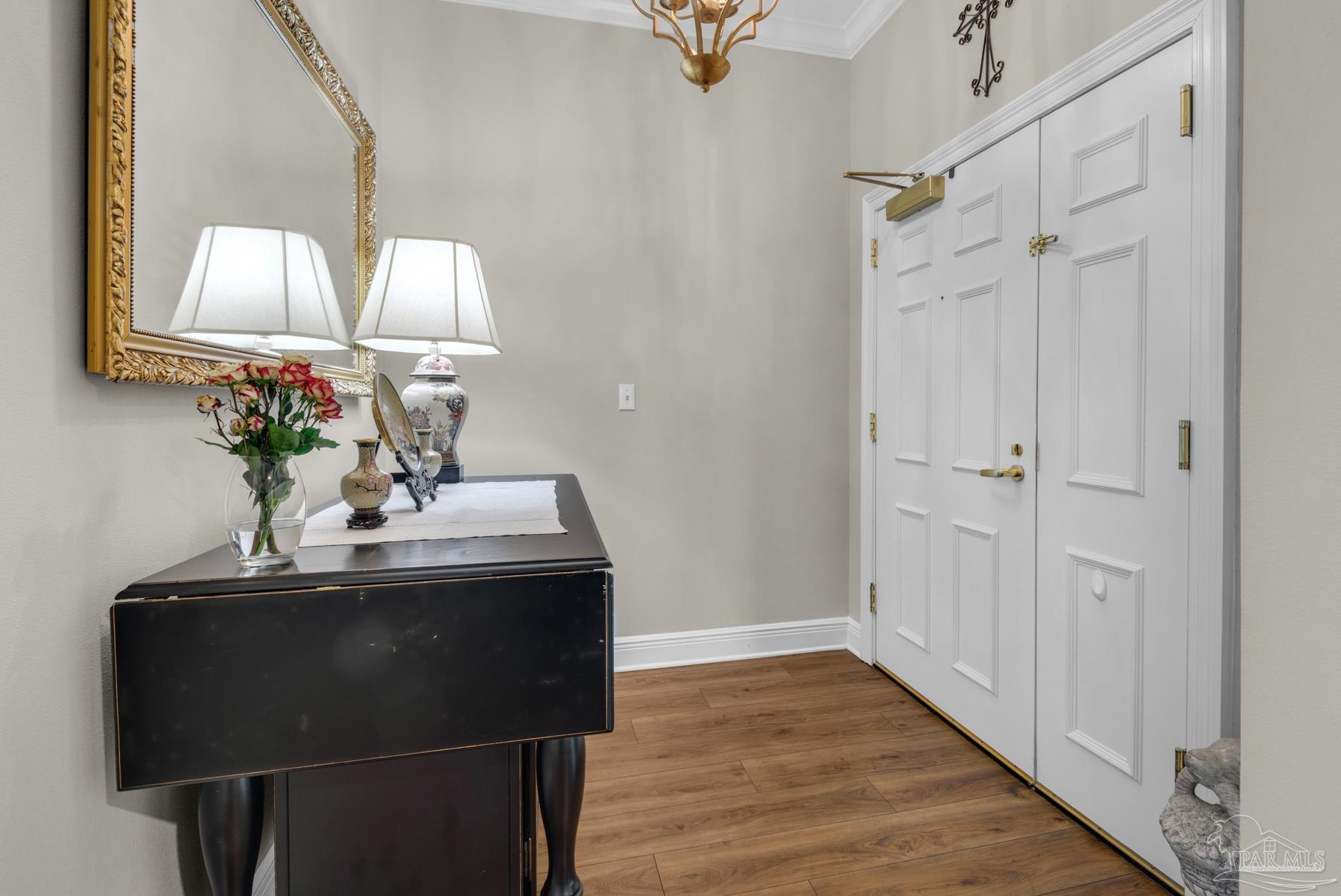 Property Photo: 1700 Scenic Hwy 604 FL 32503