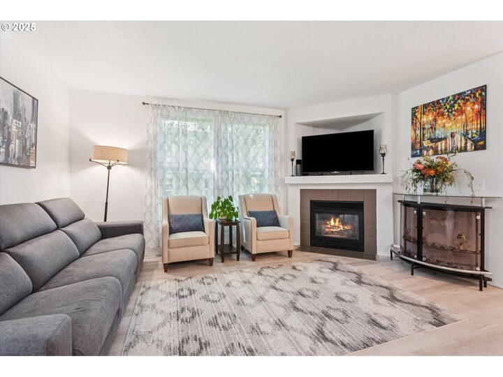 Property Photo:  7173 SW Manor Way A  OR 97078 