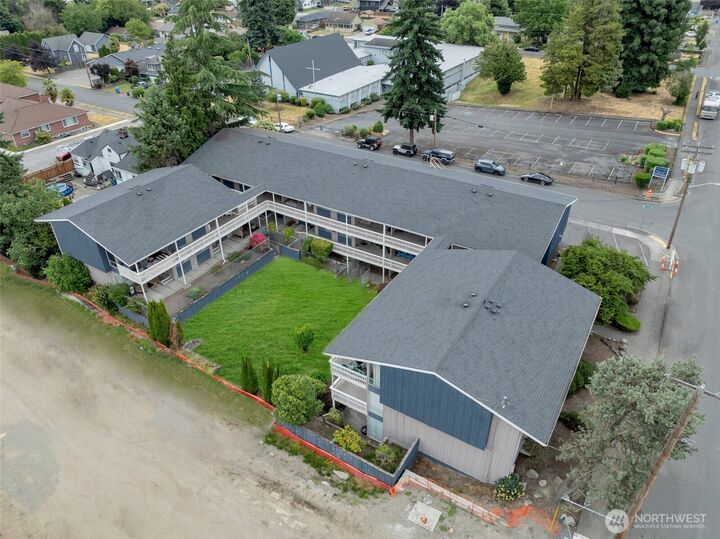 219  5th Avenue NE  Puyallup WA 98372 photo