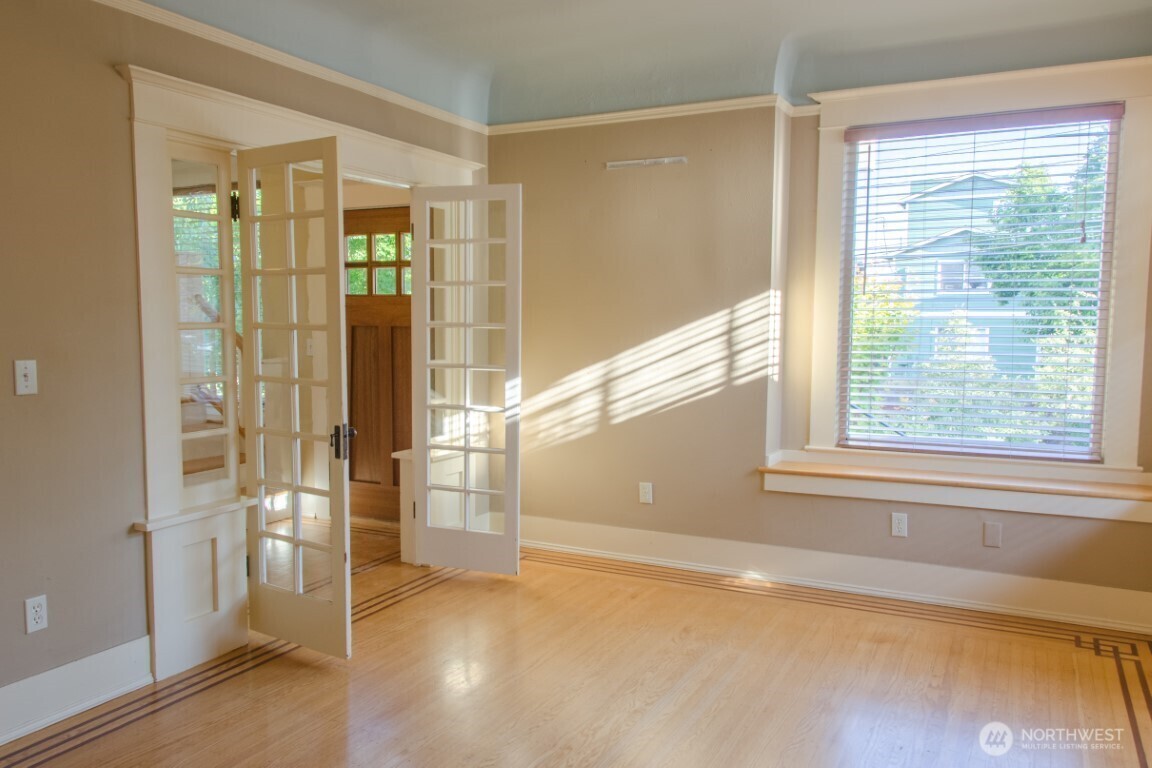 Property Photo: 316 N 73rd Street WA 98103