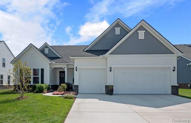 Property Photo: 4109 Bay Terrace MI 48381