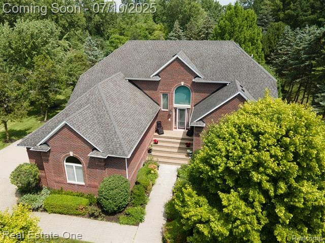 6120 Evanswood Road  Troy MI 48085 photo