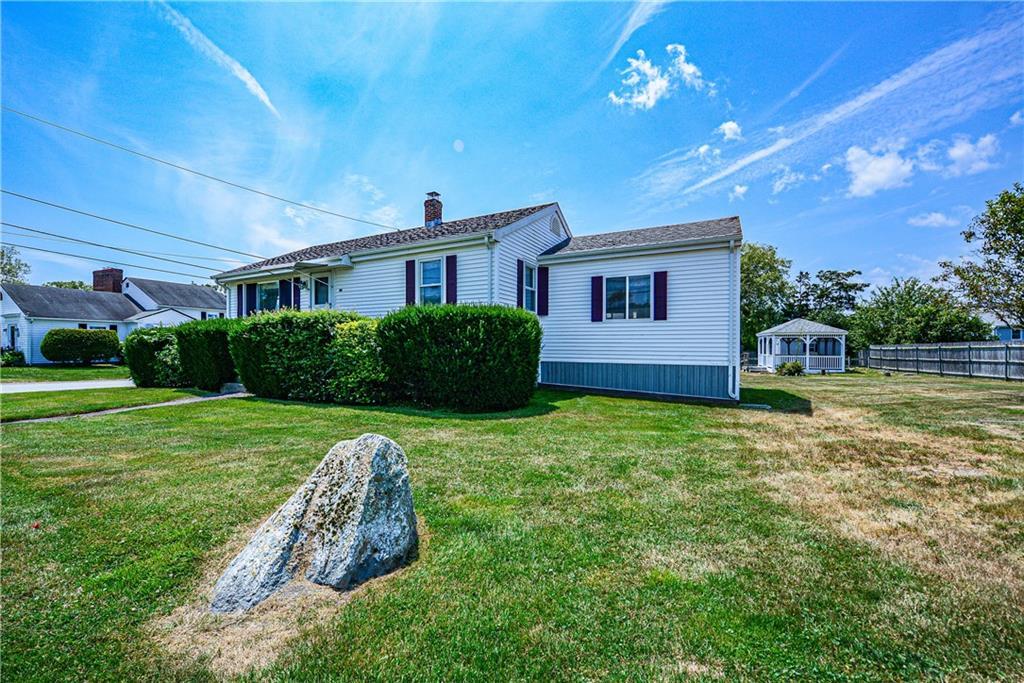 117 Wolcott Avenue  Middletown RI 02842 photo