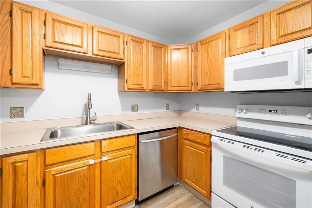 Property Photo: 1800 Douglas Avenue 304 RI 02904