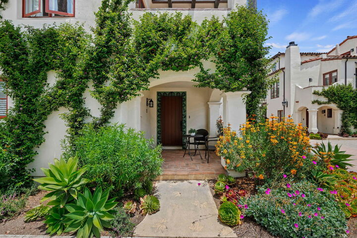 Property Photo: 208 Santa Barbara Street A CA 93101