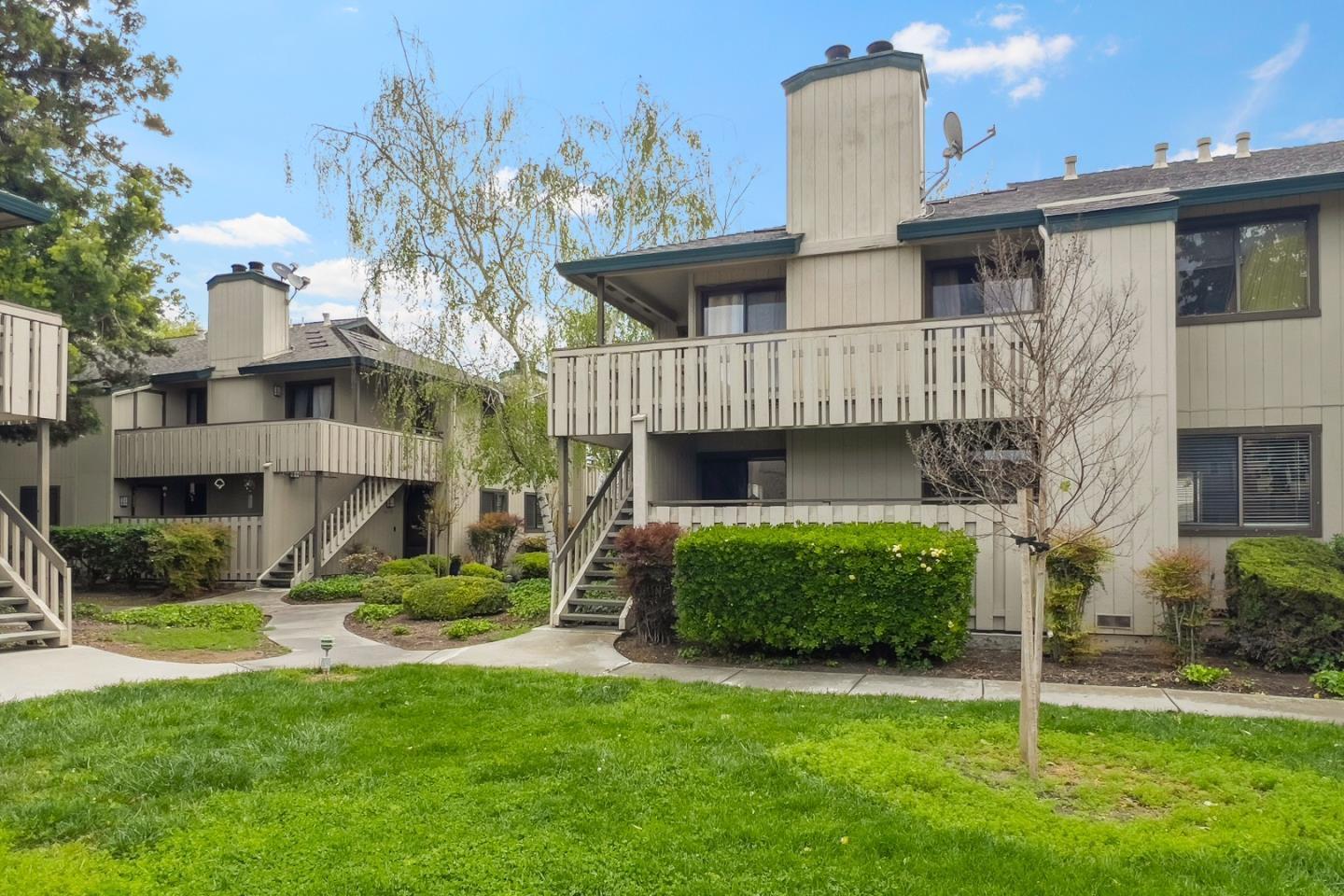Property Photo: 1467 Alma Loop CA 95125