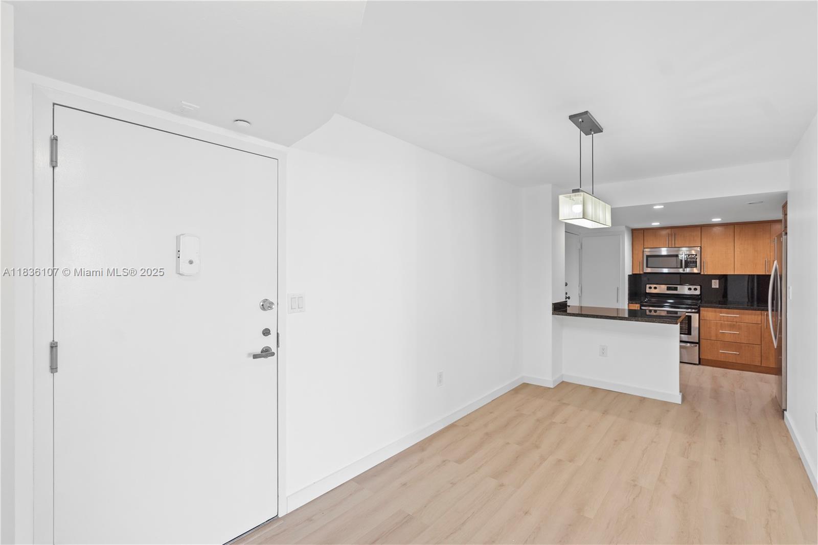 Property Photo: 2333 Brickell Ave 1908 FL 33129