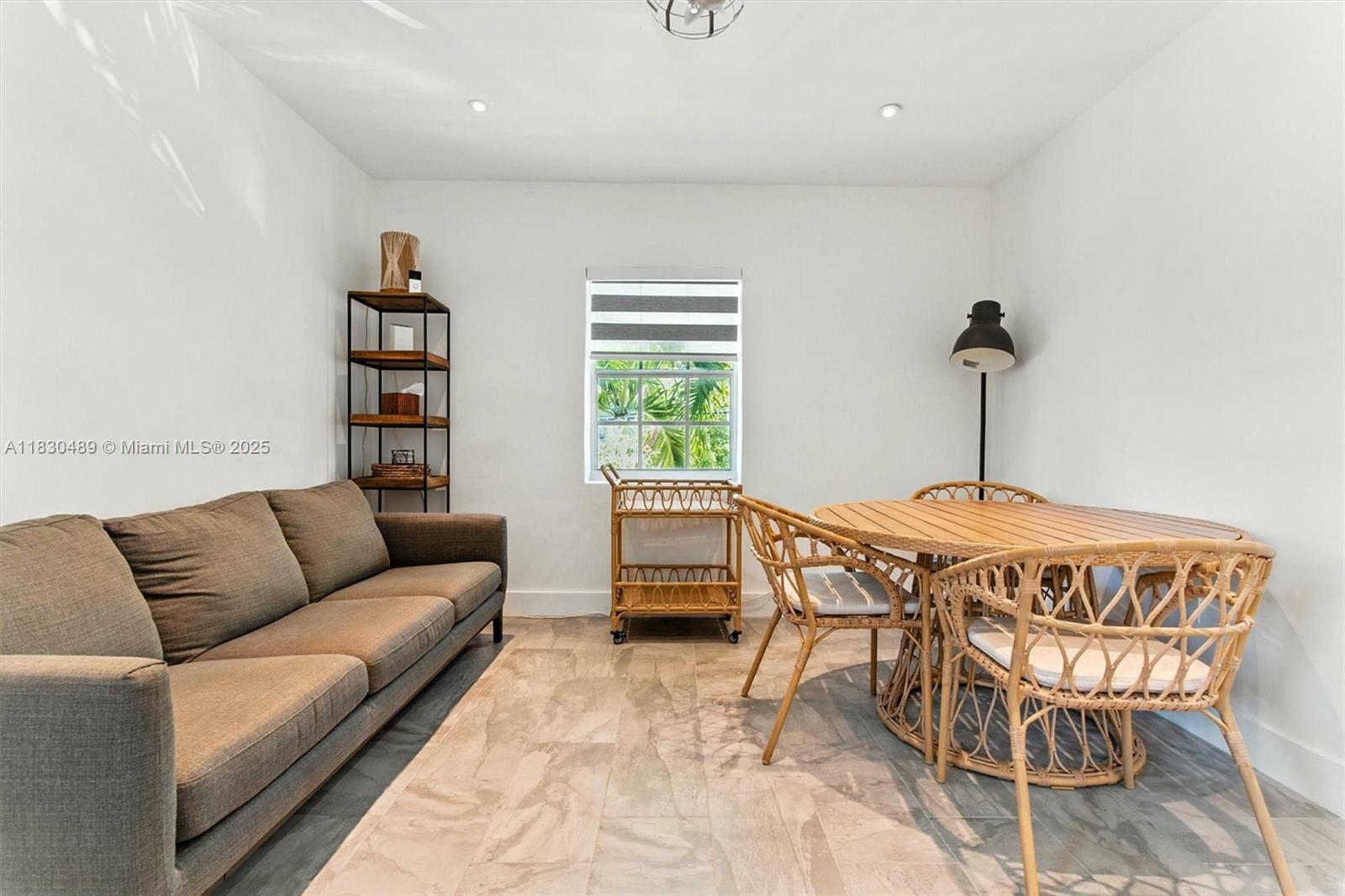 Property Photo: 3615 Thomas Ave 16 FL 33133