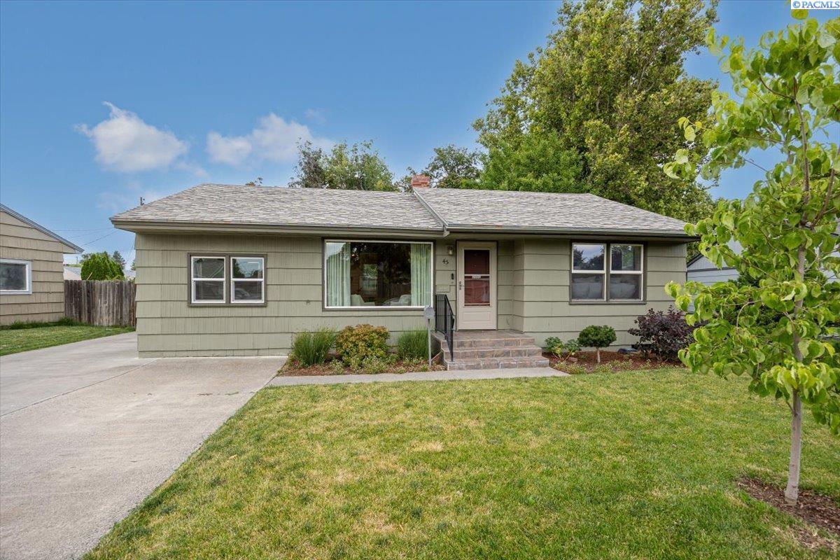 Property Photo: 45 S Yelm St. WA 99336