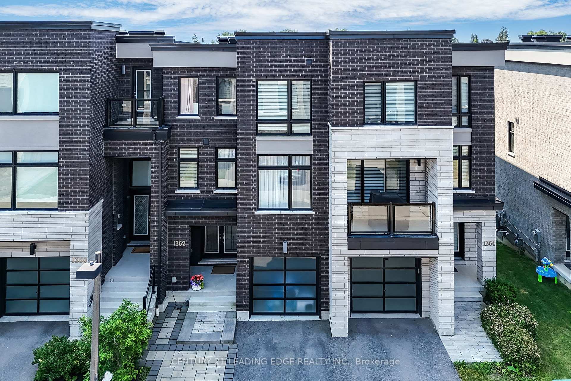 Property Photo: 1362 Gull Crossing N ON L1W 0B7