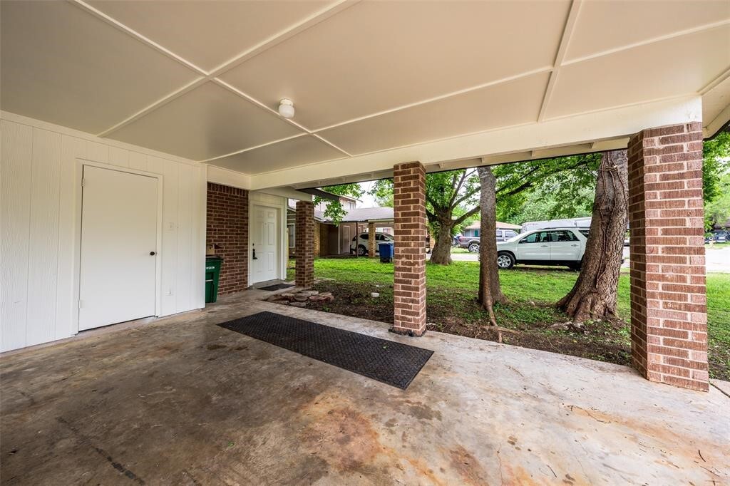 Property Photo: 5708 Spoke Court B TX 78744
