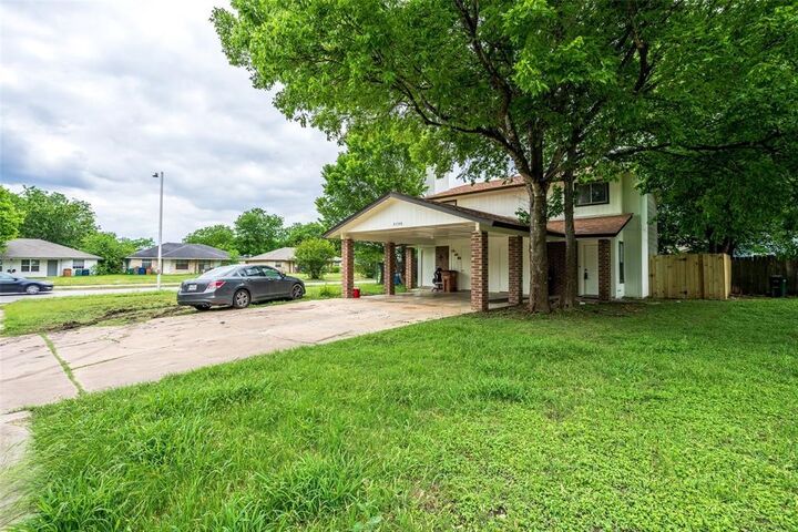 Property Photo: 5708 Spoke Court B TX 78744