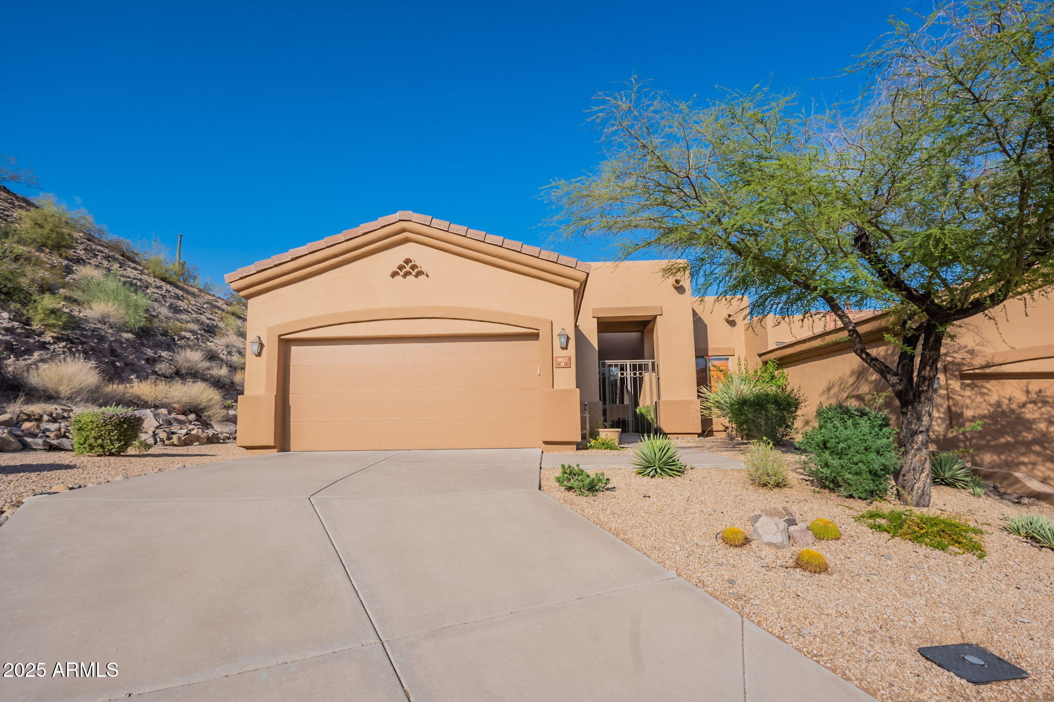 Property Photo: 9817 N Azure Court 8 AZ 85268