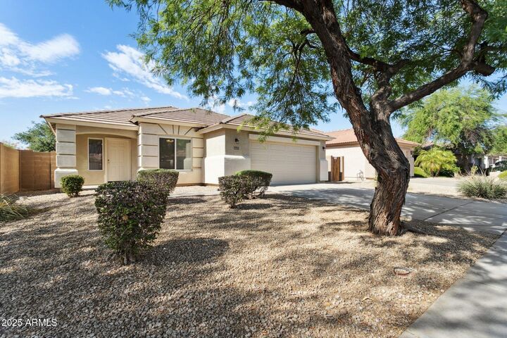 Property Photo:  17513 W Caribbean Lane  AZ 85388 