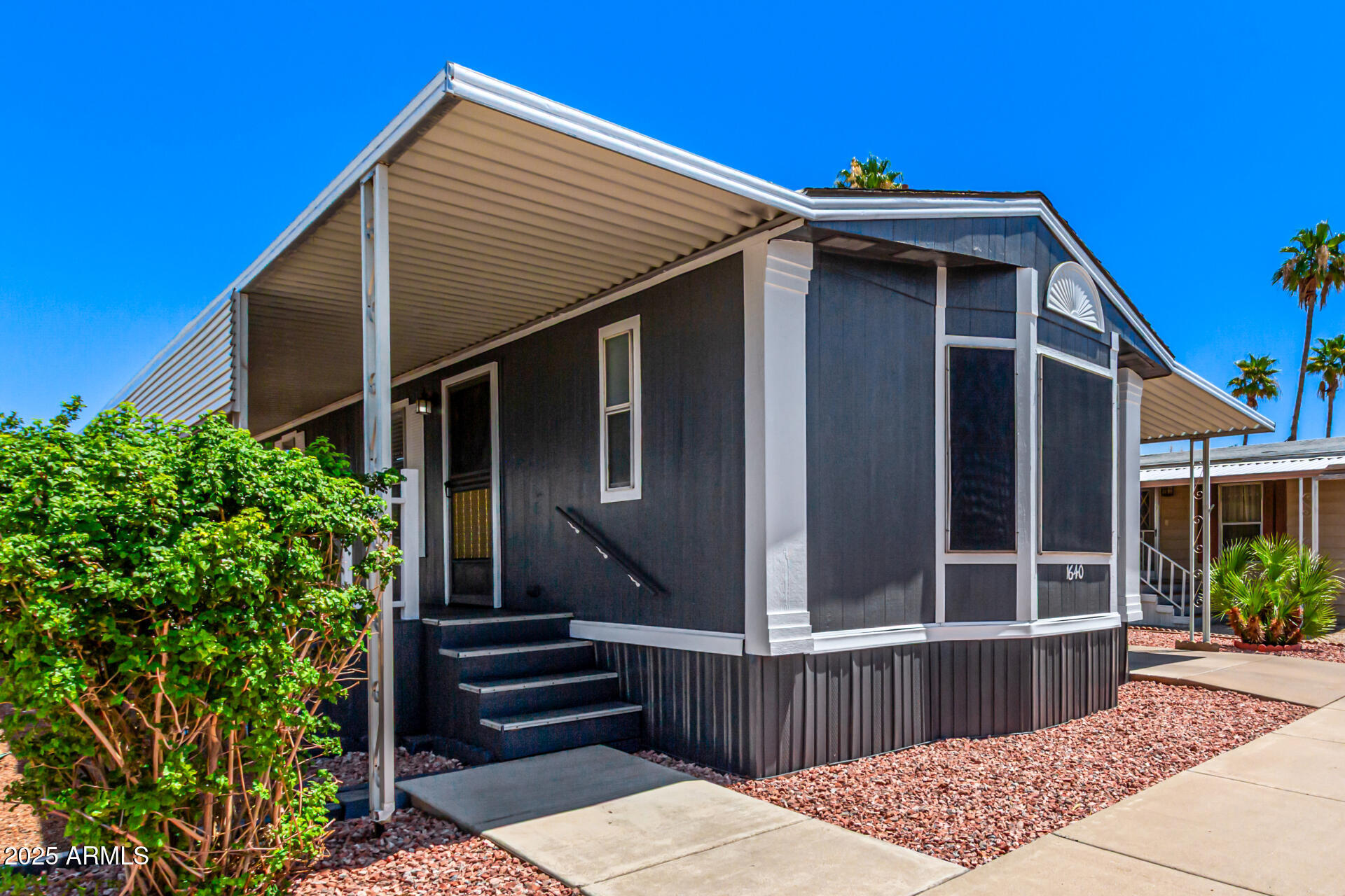 Property Photo: 1640 E Libby Street AZ 85022