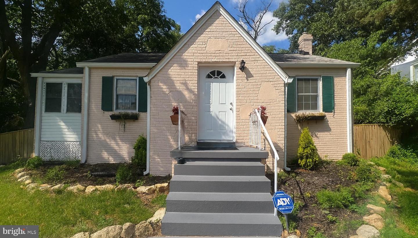 Property Photo: 6700 Gude Avenue MD 20912