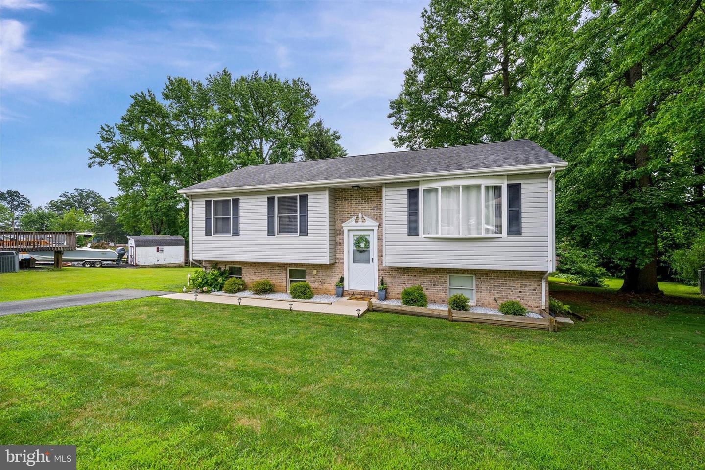 Property Photo: 207 Bruce Court MD 21921