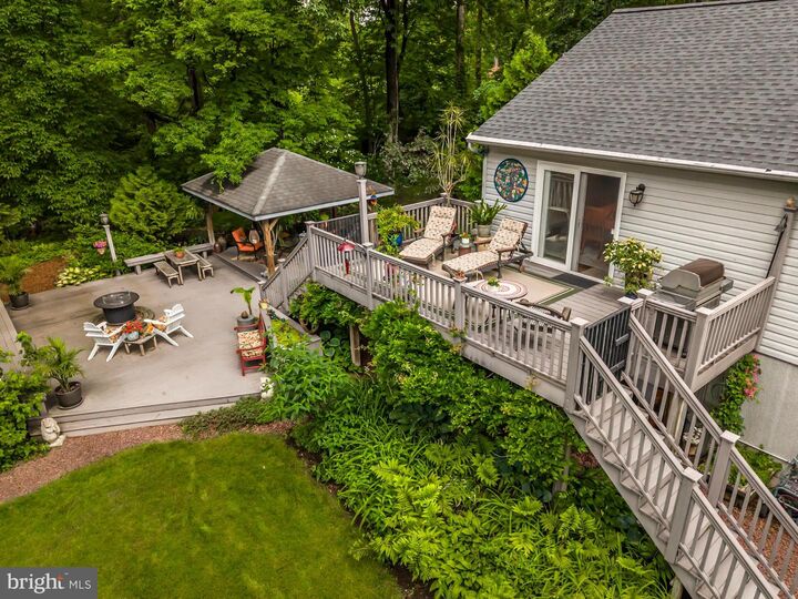 Property Photo: 327 Hunters Run Road PA 19344