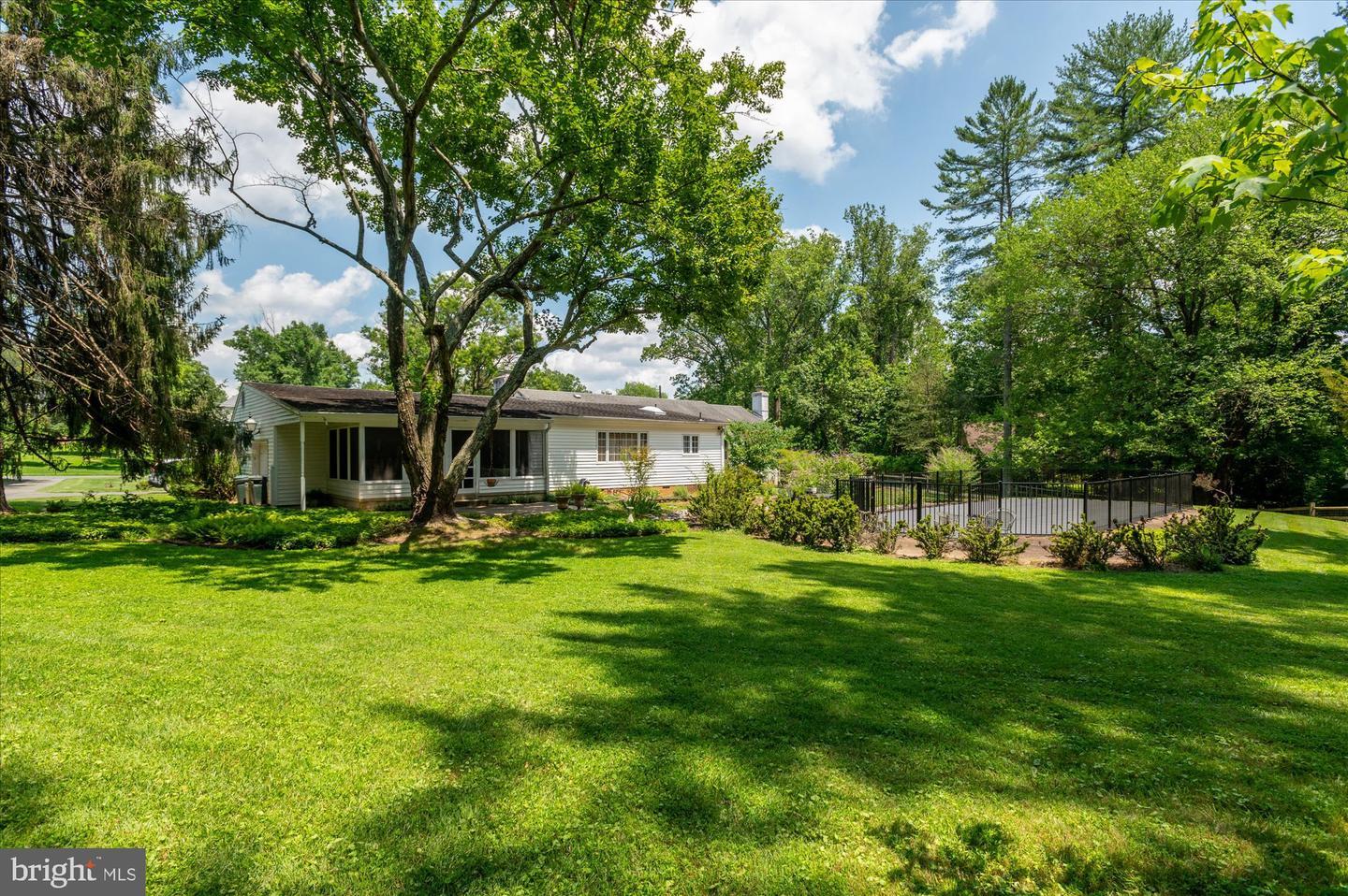 Property Photo: 10706 Rock Run Drive MD 20854