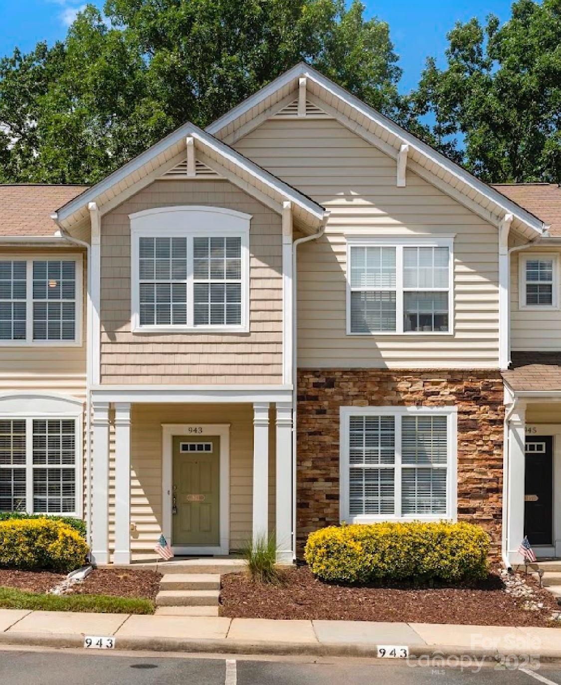 Property Photo:  943 Copperstone Lane  SC 29708 