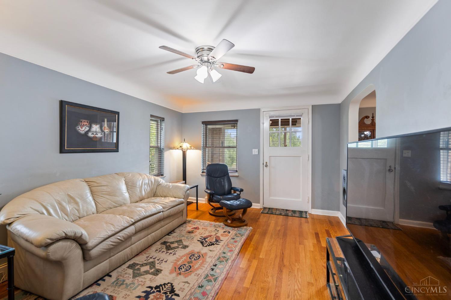 Property Photo: 728 E Ross Avenue OH 45217
