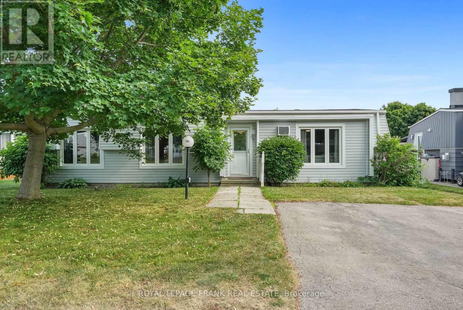 Property Photo: 185 Wilmot Trail ON L1B 1B9