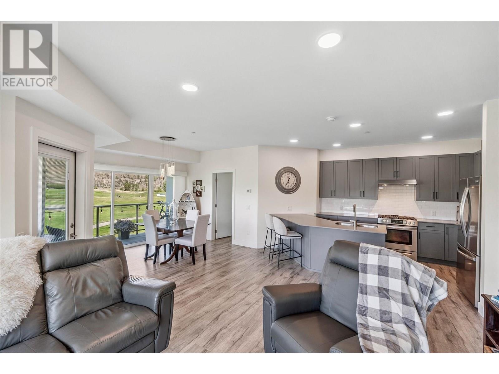 Property Photo: 651 Dunes Drive 101 BC V2B 0K2