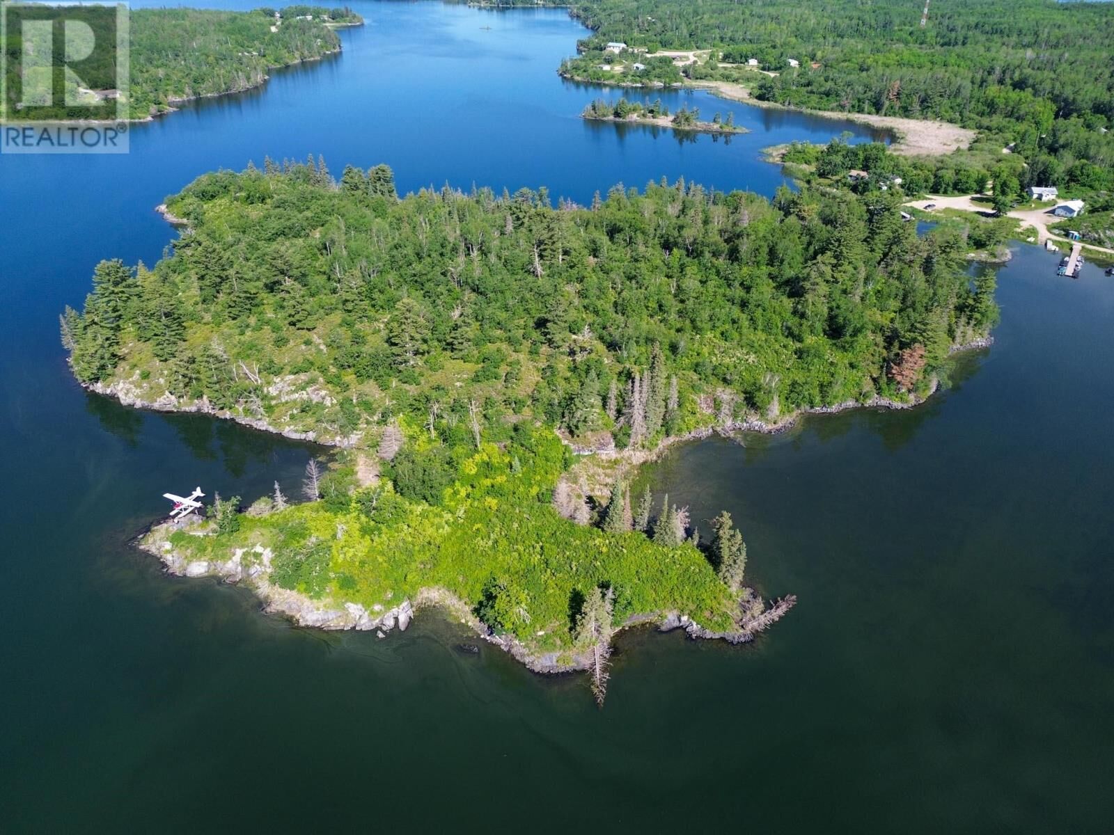 Property Photo:  Jo185 Shoal Lake, Lake Of The Woods  ON P0X 1E0 