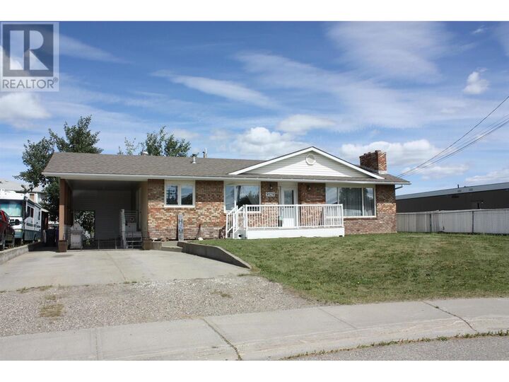 9128 108 Avenue  Fort St. John BC V1J 4R3 photo