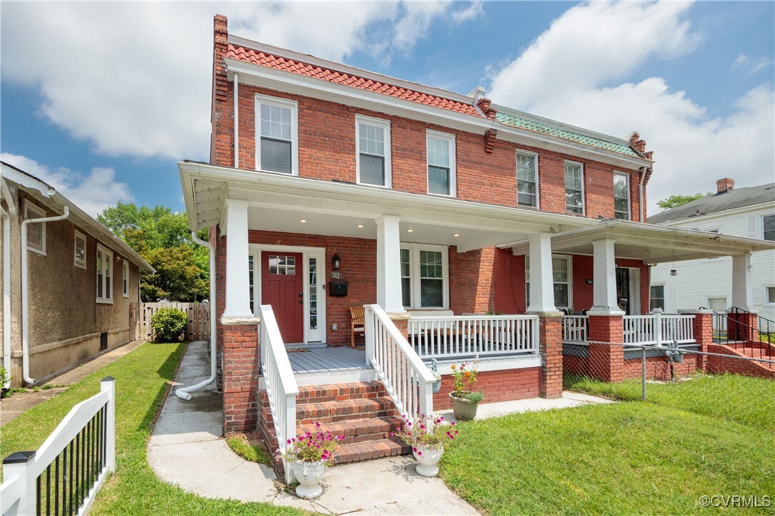 Property Photo: 742 Arnold Avenue VA 23222