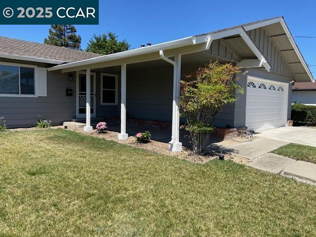 Property Photo: 7182 Burton St CA 94568