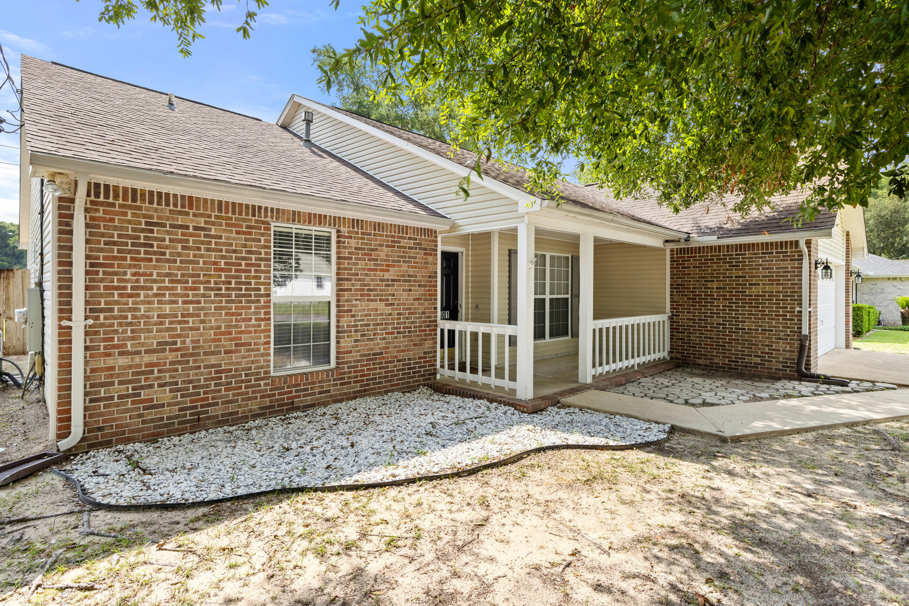 Property Photo: 4601 Top Flight Drive FL 32539