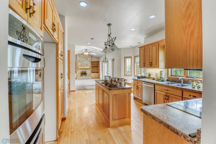 Property Photo: 507 3rd Avenue NE ND 58045