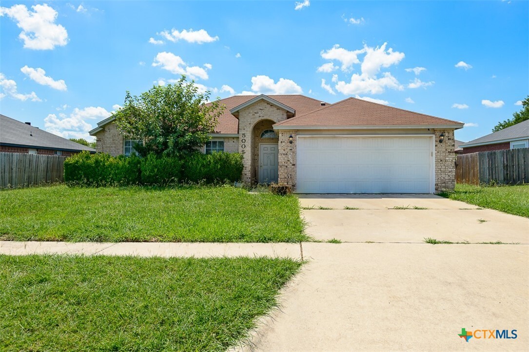 Property Photo: 5005 Topsey Drive TX 76542