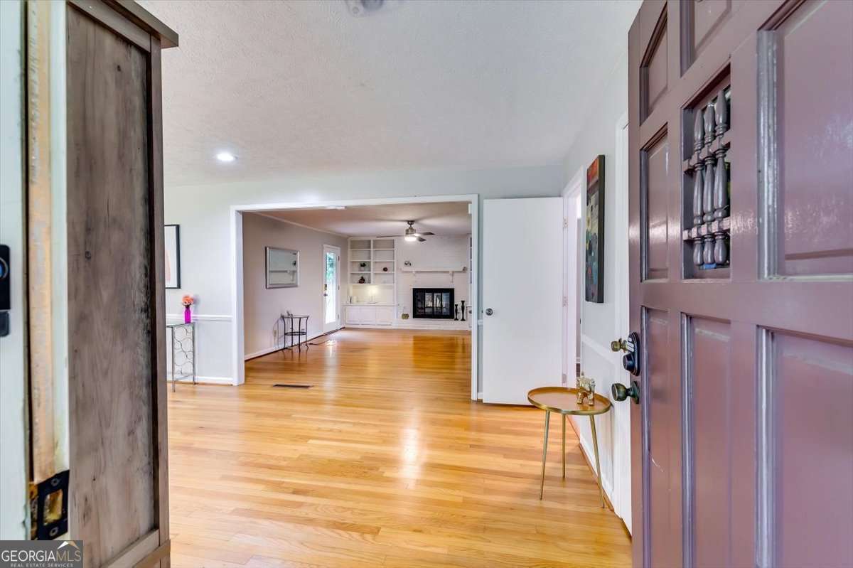Property Photo: 1398 Branchwood Drive GA 30078