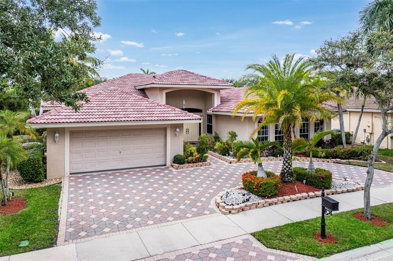 3852 Oak Ridge Cir  Weston FL 33331 photo