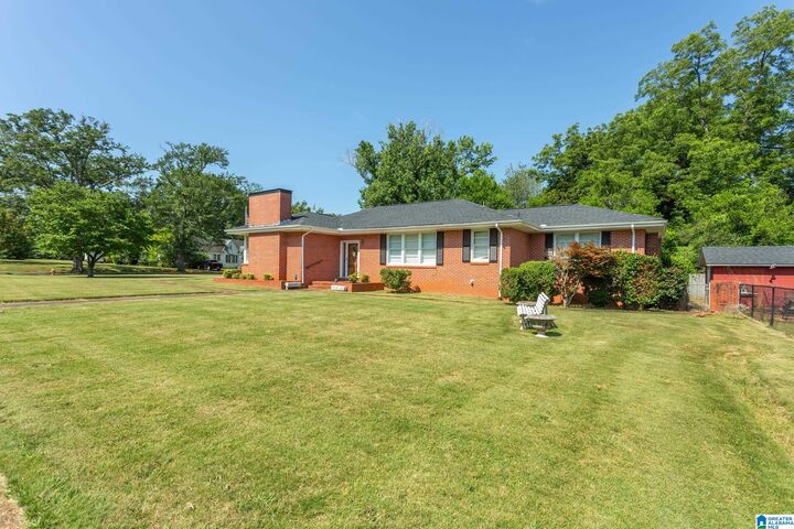 Property Photo:  724 Cedar Street  AL 35160 