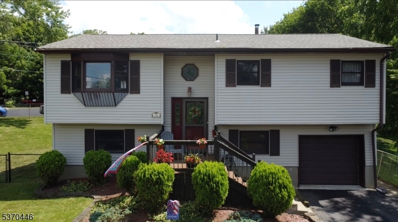 34 Mitchell Rd  Hackettstown Town NJ 07840 photo