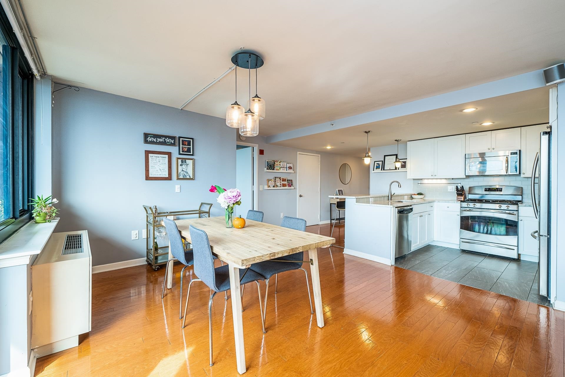 Property Photo: 700 Grove St 11P NJ 07310