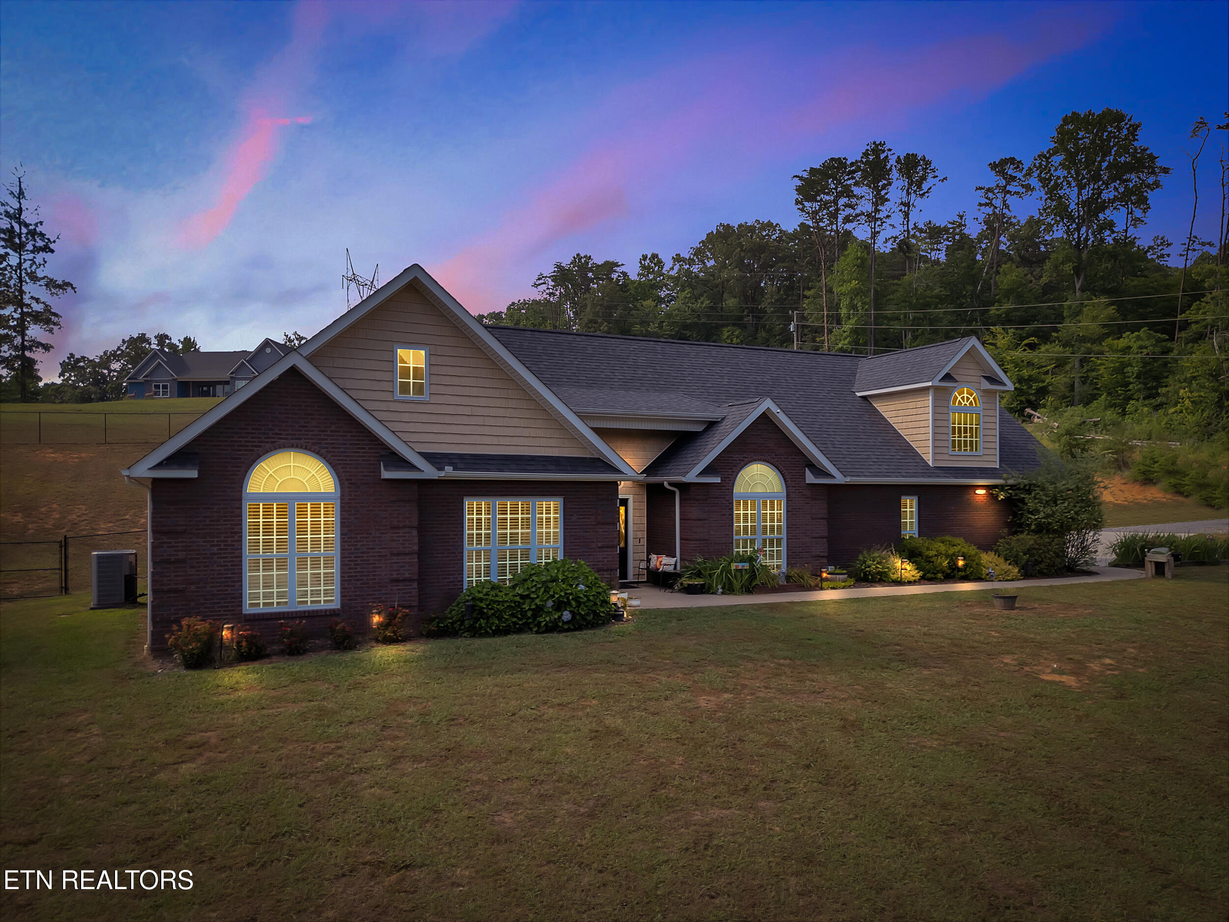 Property Photo: 5728 Hickory Valley Rd TN 37754