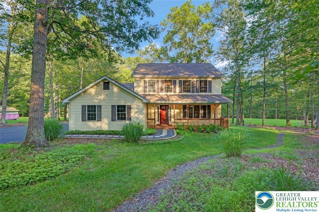 119 Savage Trail  Smithfield Twp PA 18301 photo