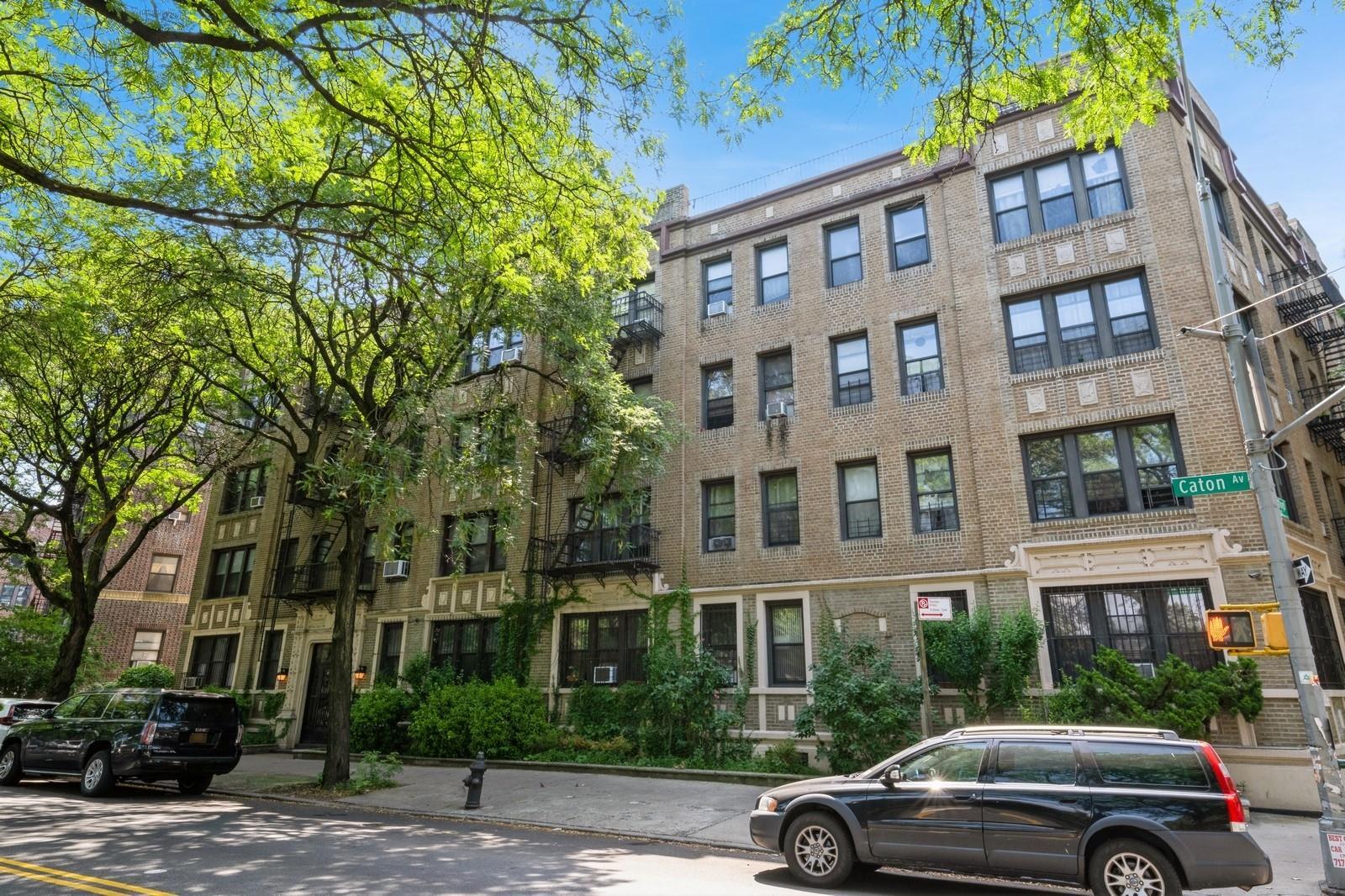 Property Photo: 1110 Caton Avenue 5C NY 11218