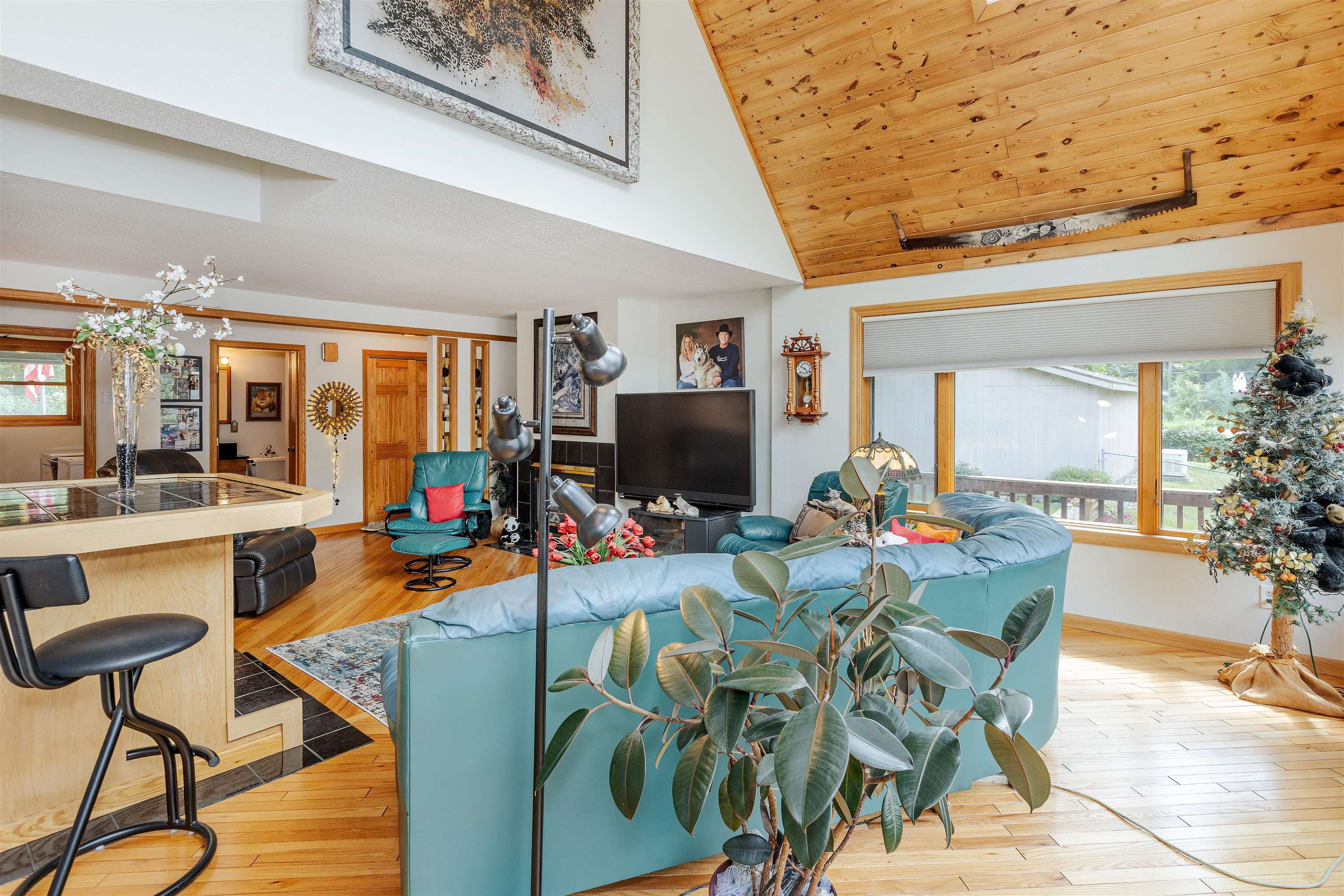Property Photo: 5370 N Lake Sanford MI 48657