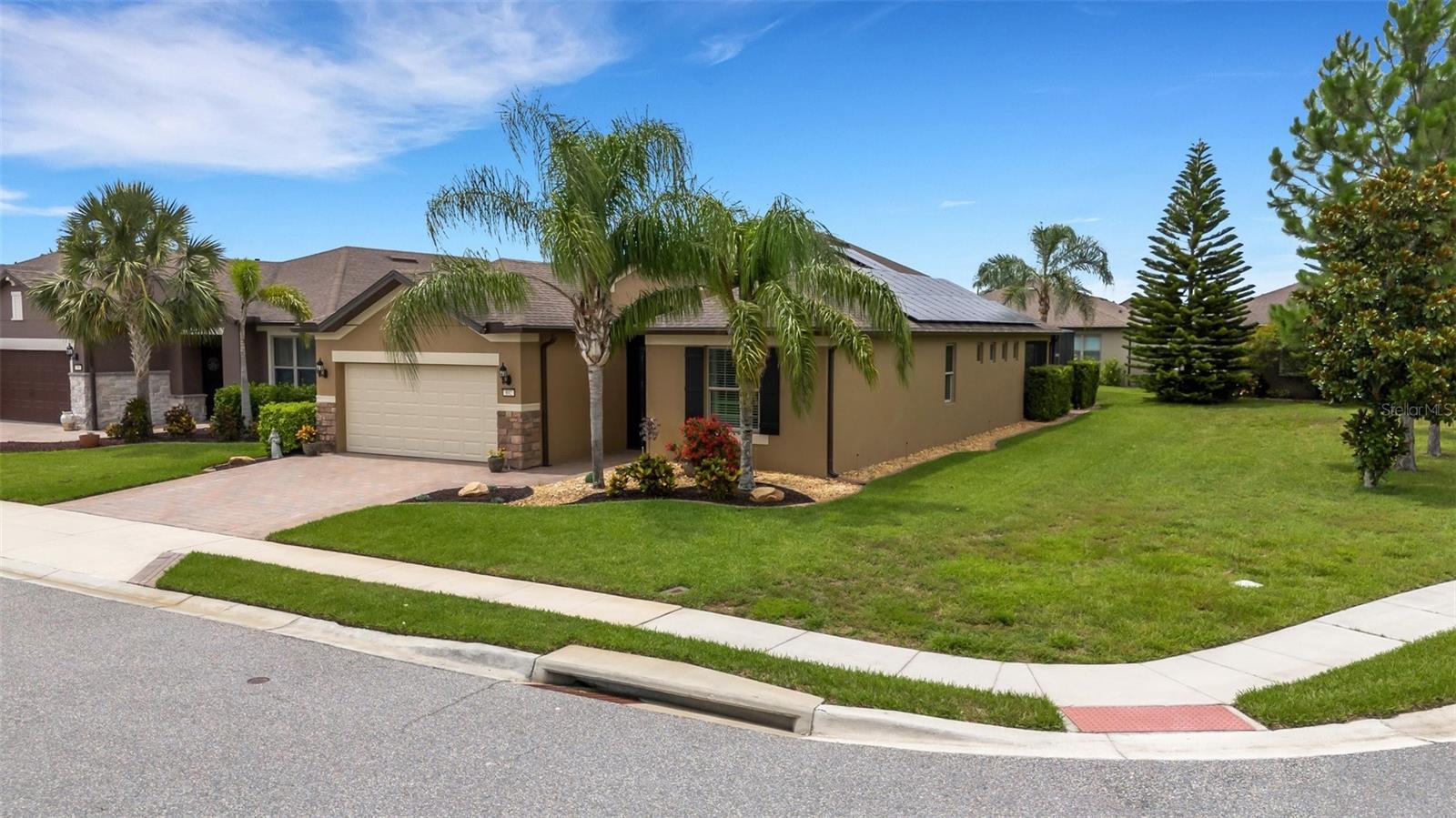 Property Photo: 802 Soria Lane FL 33837