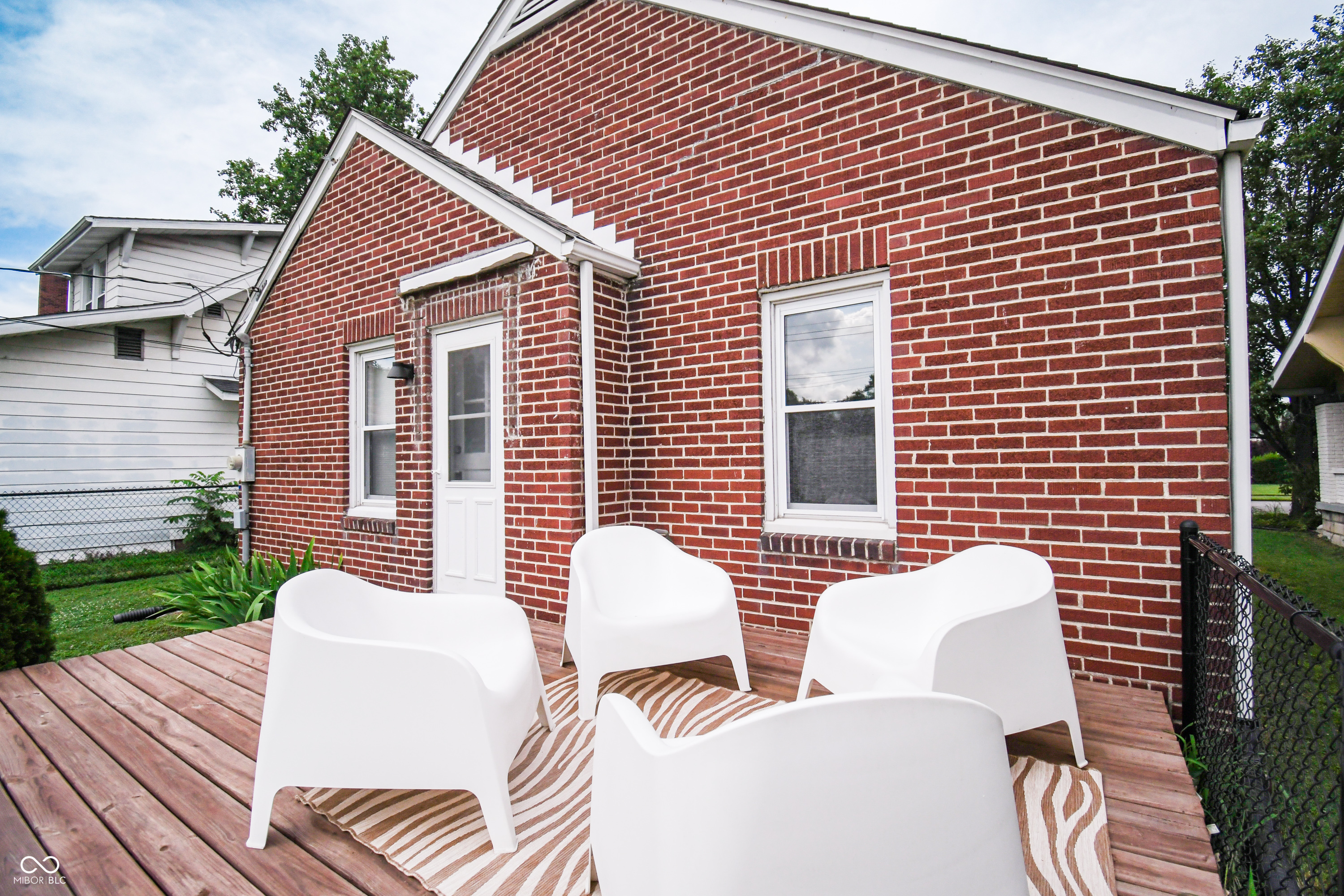 Property Photo: 1606 California Street IN 47201