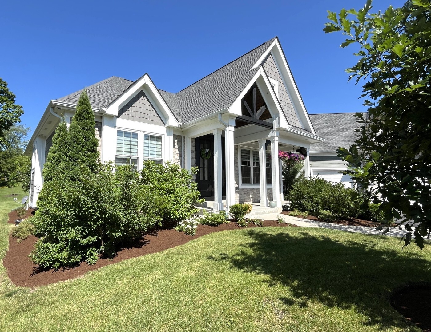 Property Photo:  9605 Stonecastle Lane  IL 60014 