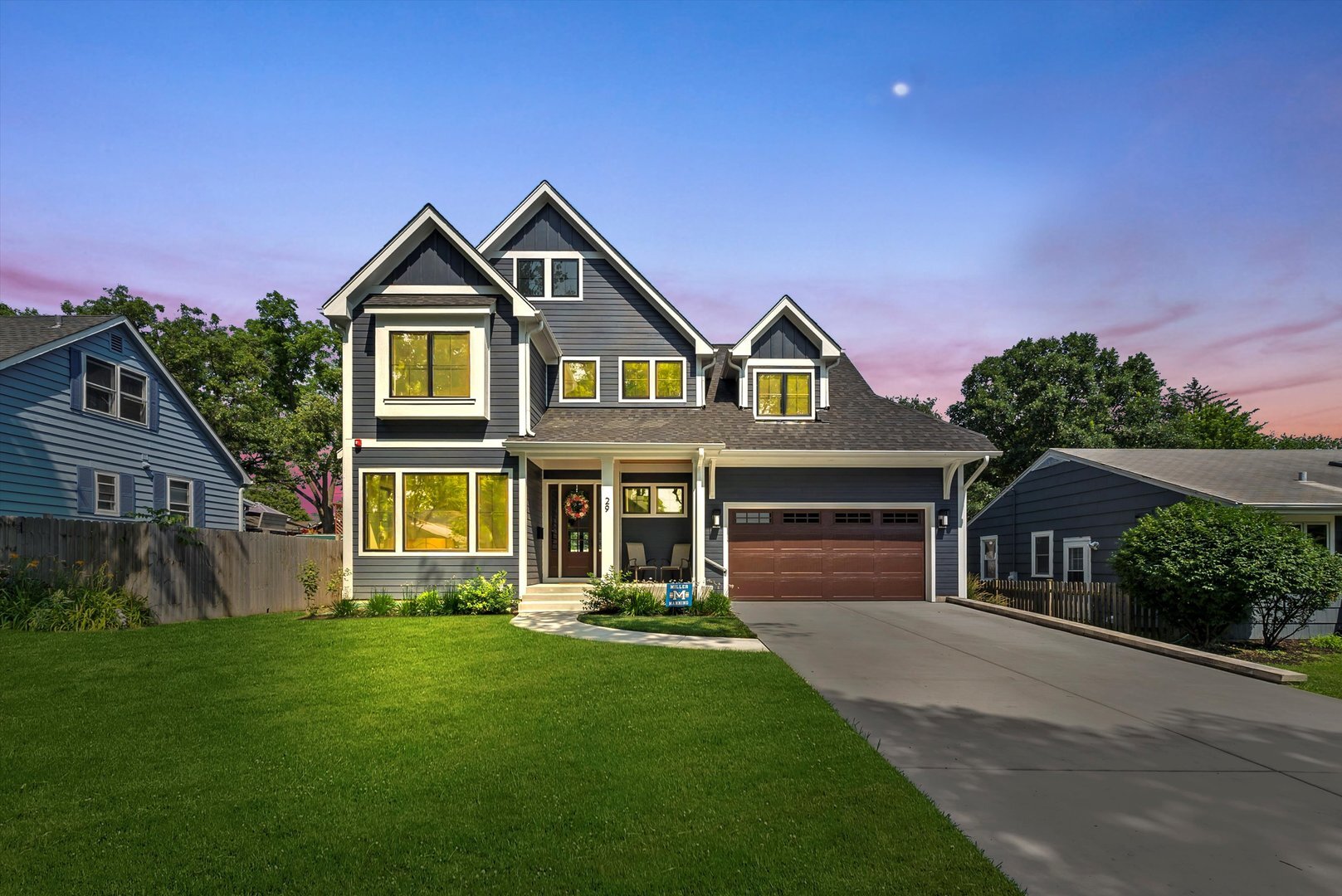 29 N Washington Street  Westmont IL 60559 photo