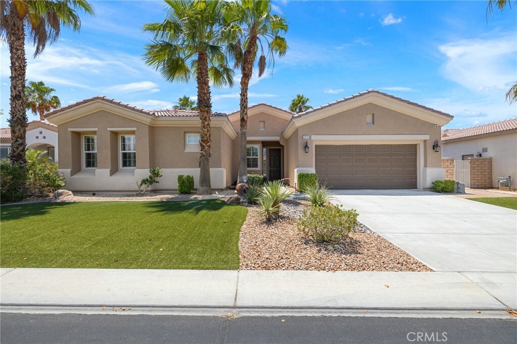 Property Photo: 79787 Parkway Esplanade N CA 92253