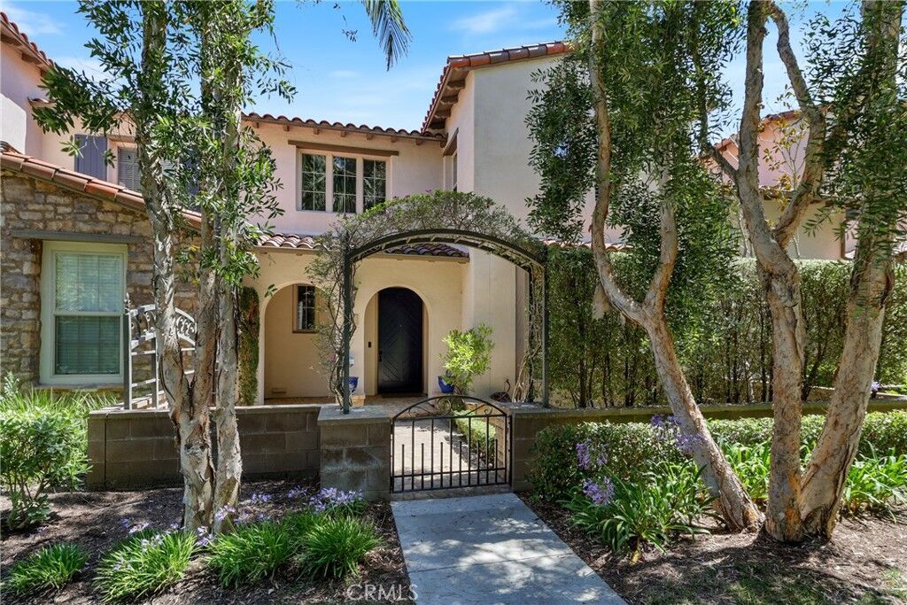 Property Photo: 24 Saraceno CA 92657